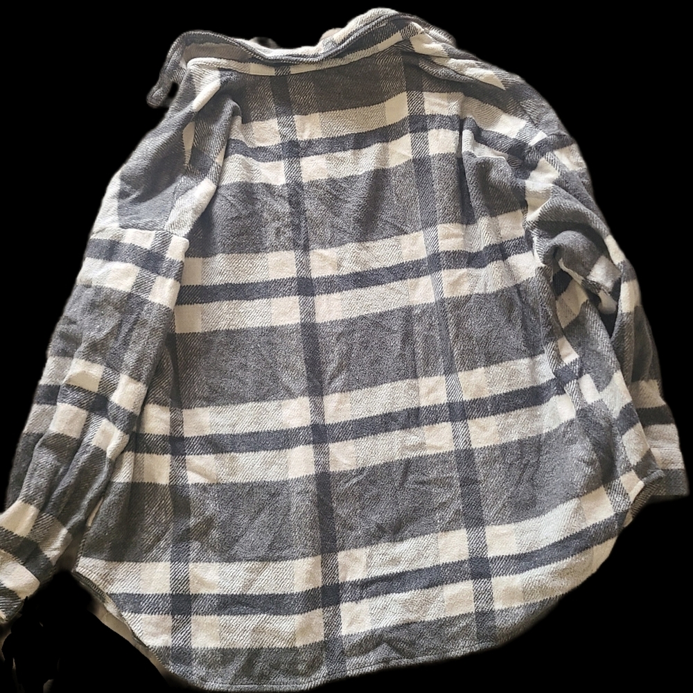 Plaid shacket - Picture 3 of 3